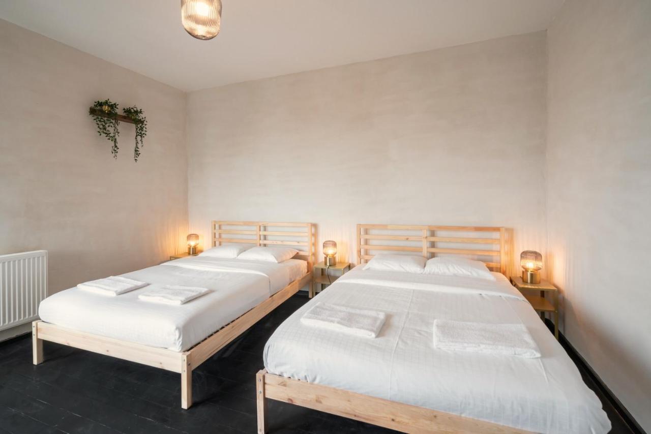 Two-Bedroom Apartments In The Heart Of 안트베르펜 외부 사진