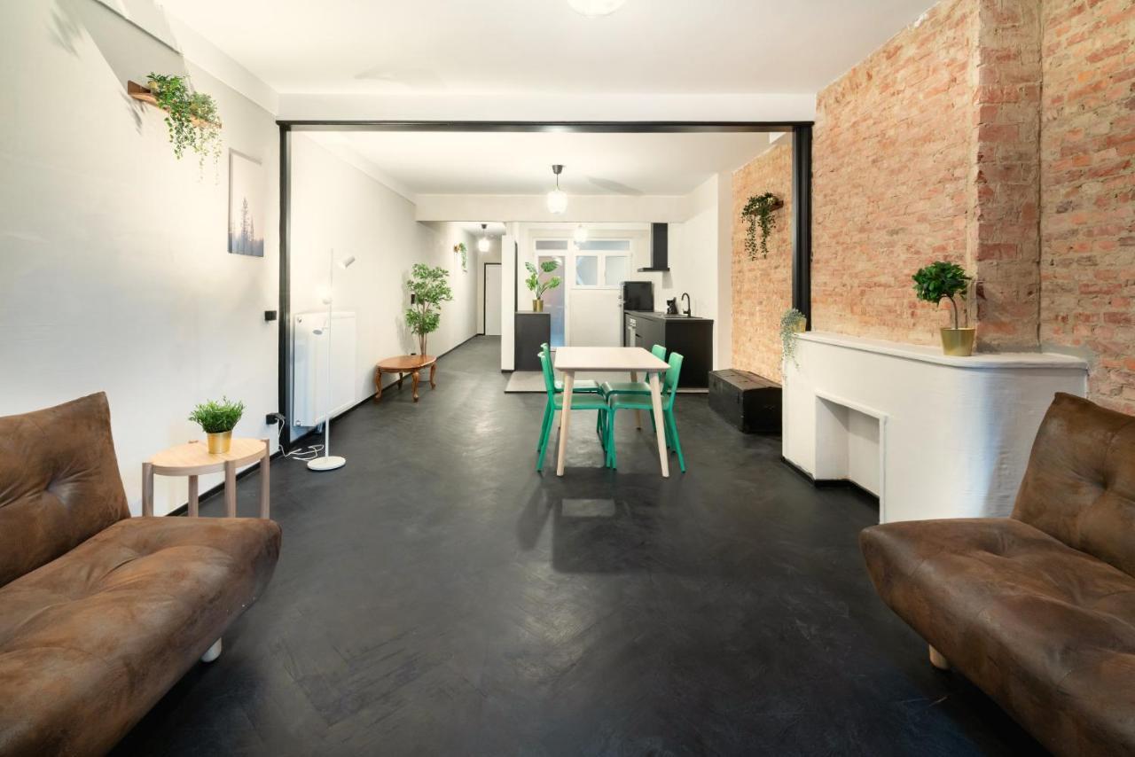 Two-Bedroom Apartments In The Heart Of 안트베르펜 외부 사진