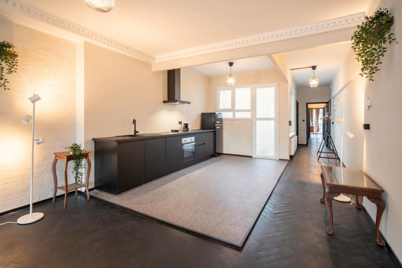 Two-Bedroom Apartments In The Heart Of 안트베르펜 외부 사진