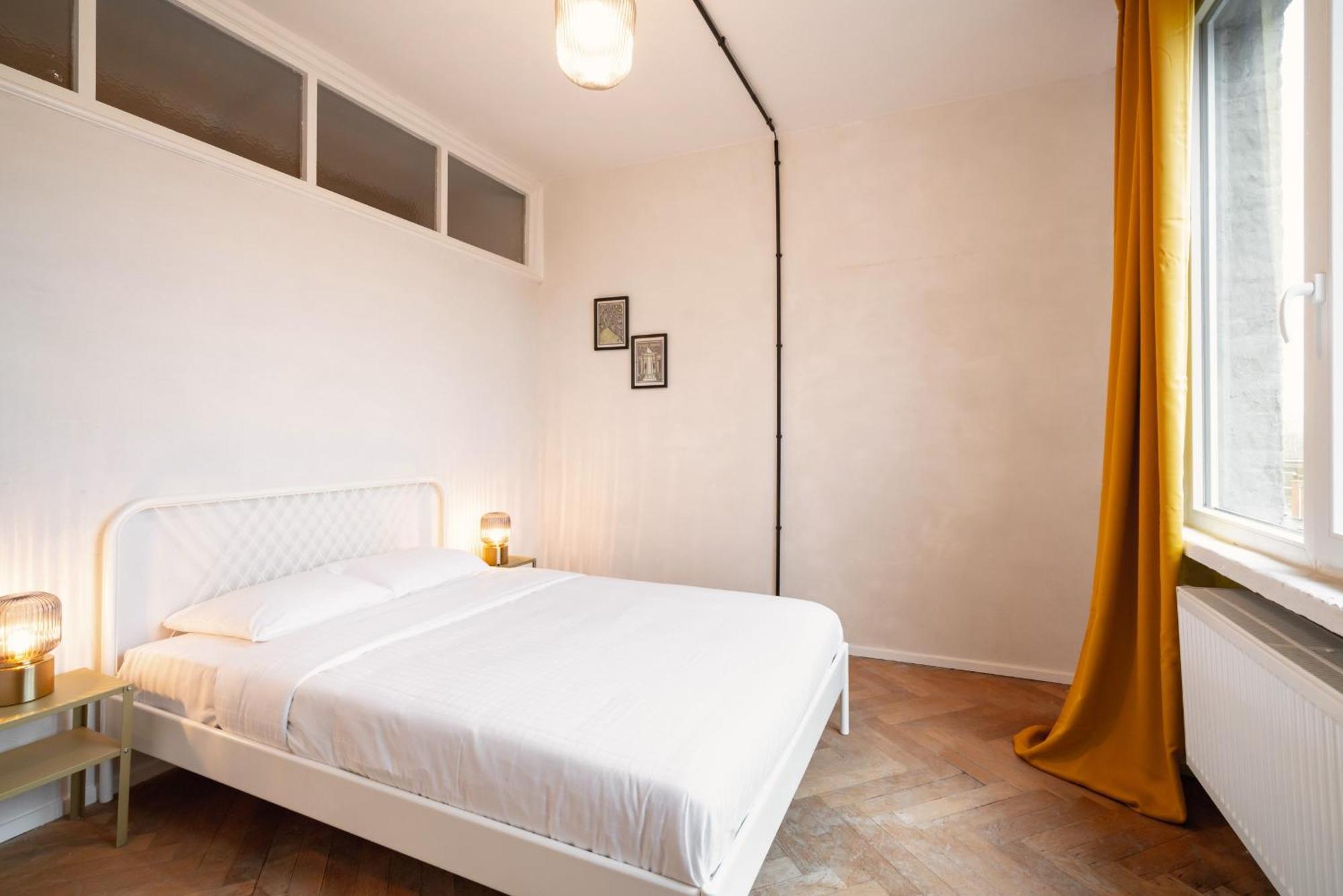 Two-Bedroom Apartments In The Heart Of 안트베르펜 외부 사진