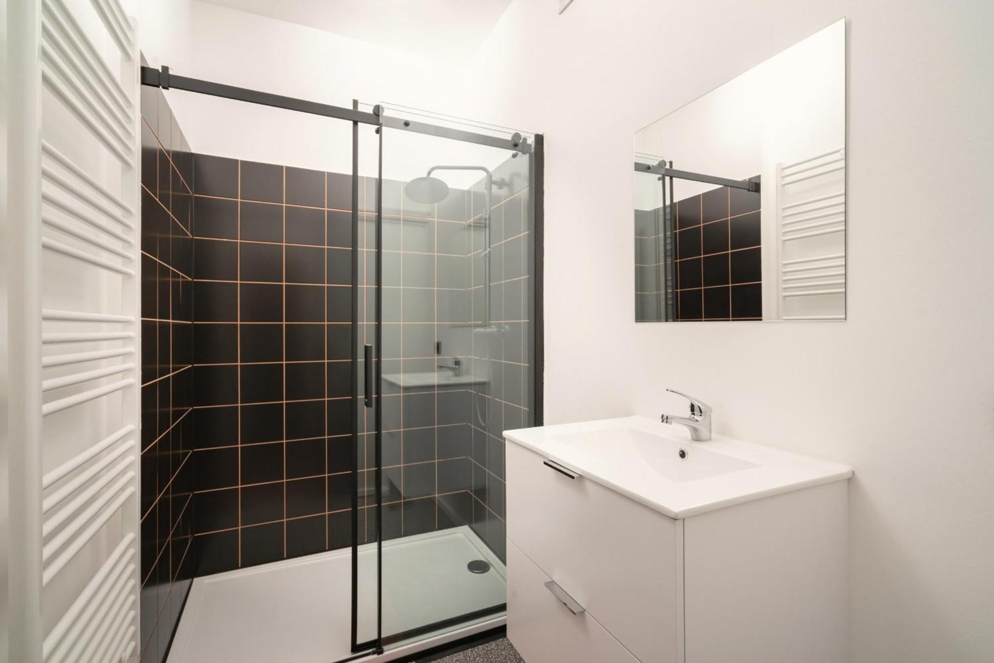 Two-Bedroom Apartments In The Heart Of 안트베르펜 외부 사진