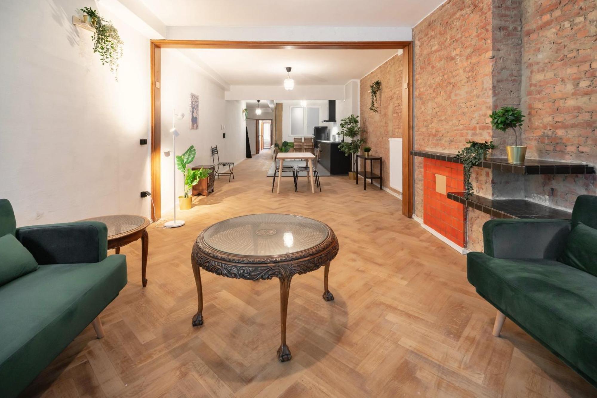 Two-Bedroom Apartments In The Heart Of 안트베르펜 외부 사진