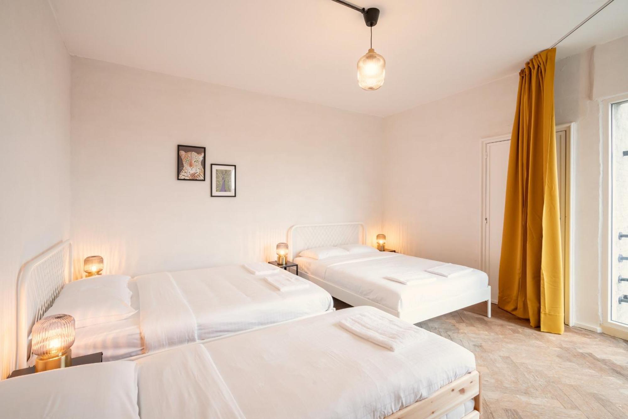Two-Bedroom Apartments In The Heart Of 안트베르펜 외부 사진
