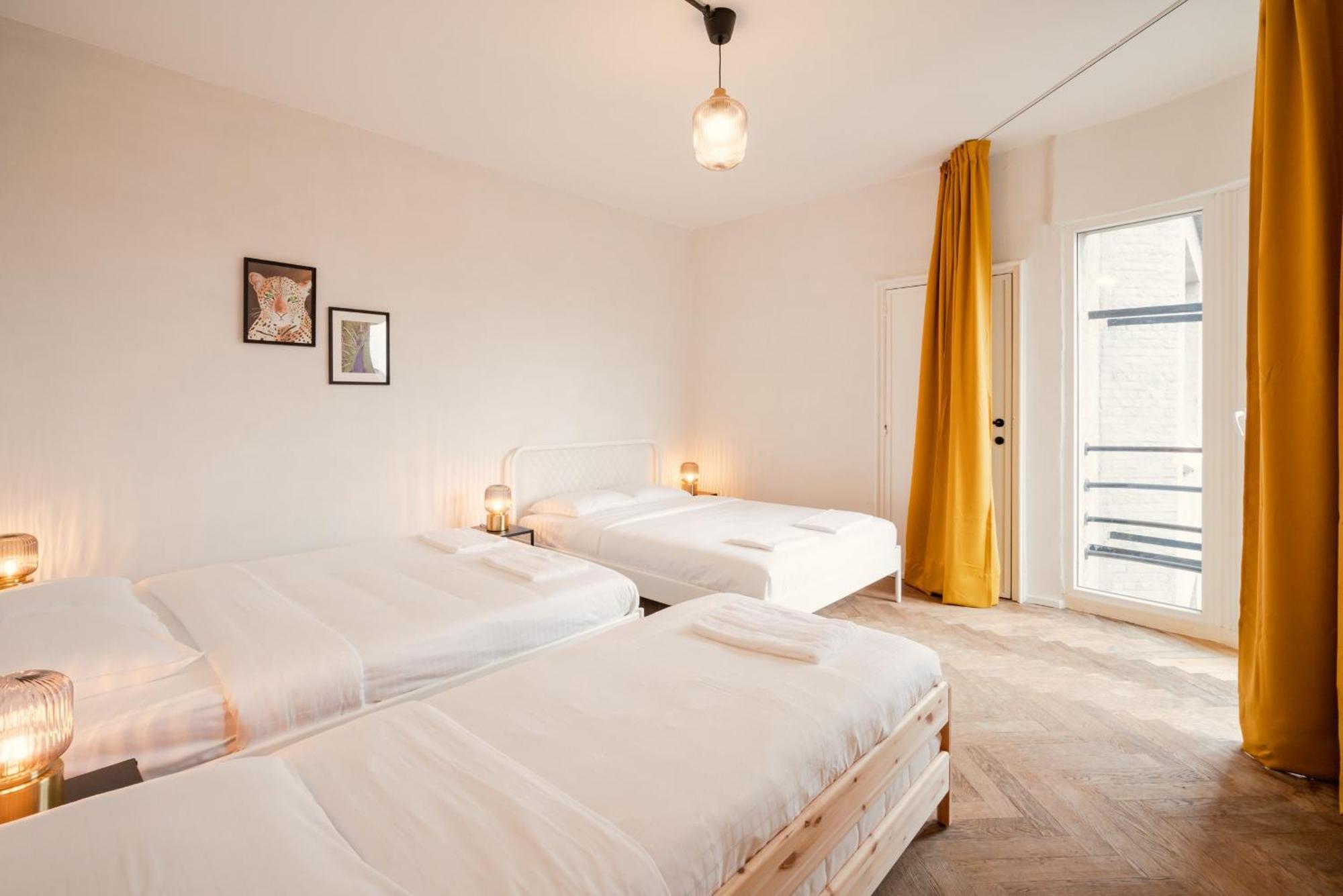 Two-Bedroom Apartments In The Heart Of 안트베르펜 외부 사진