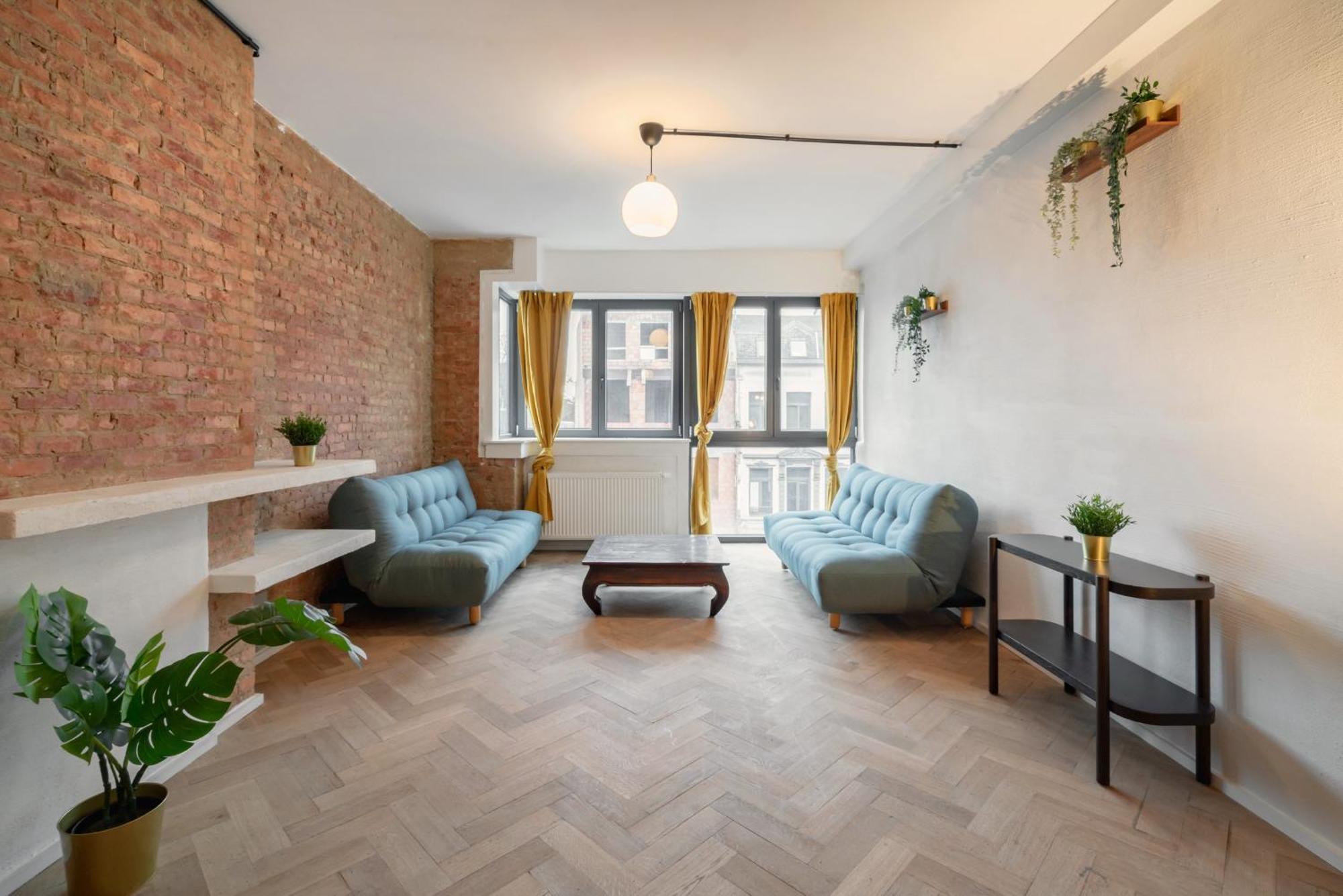 Two-Bedroom Apartments In The Heart Of 안트베르펜 외부 사진